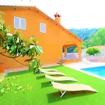 Villa Canyelles 8 pax - Vacances & Villas Lloret