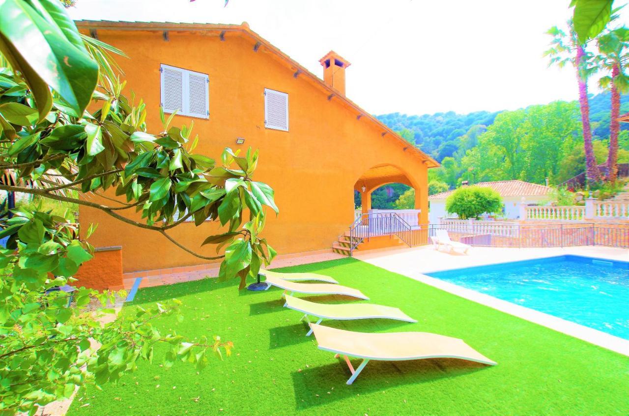 V&v Lloret: Beachside With Private Pool *