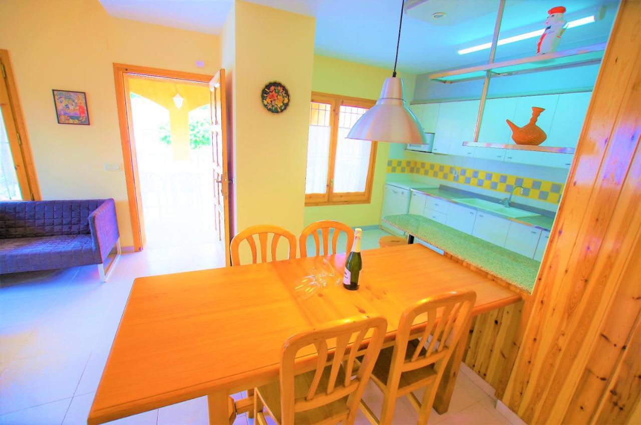 Holiday home V&v Lloret: Beachside With Private Pool