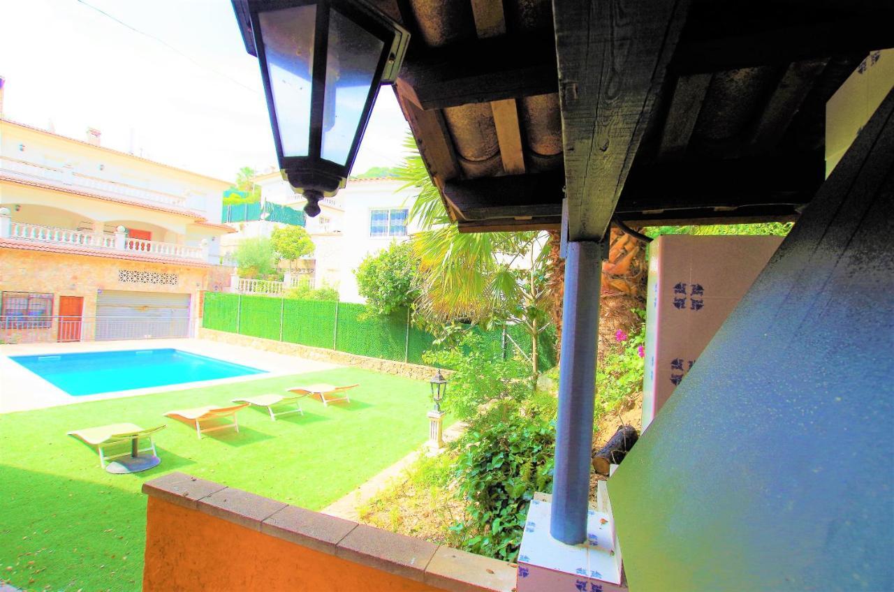 V&v Lloret: Beachside With Private Pool Lloret de Mar