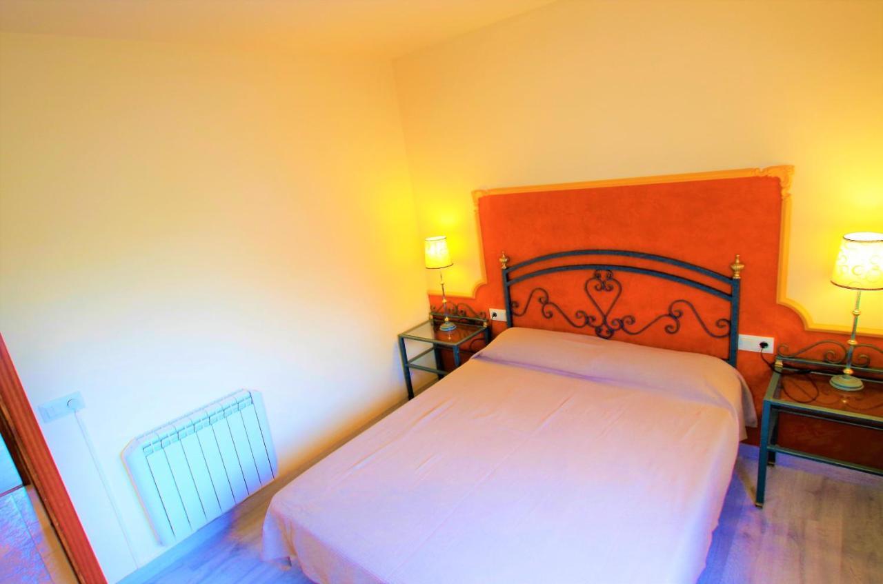 V&v Lloret: Beachside With Private Pool Lloret de Mar