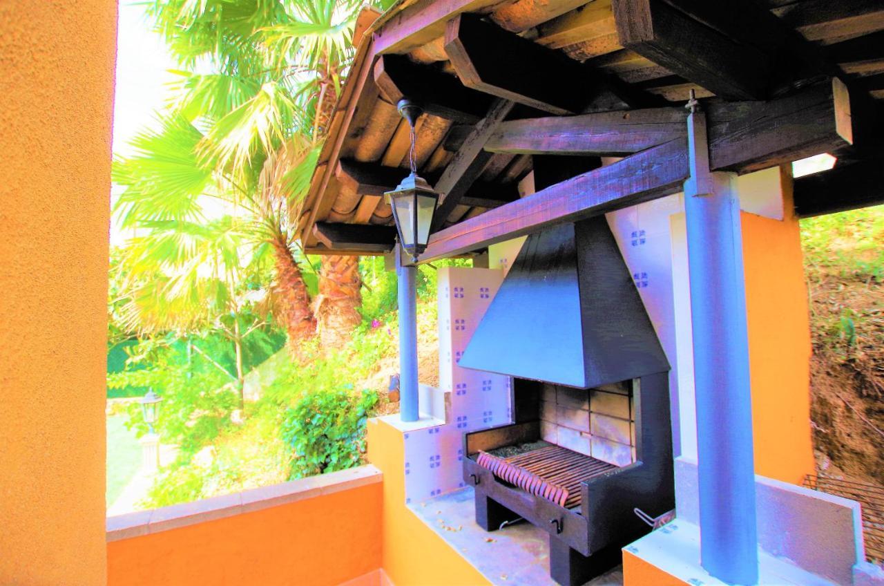 V&v Lloret: Beachside With Private Pool *