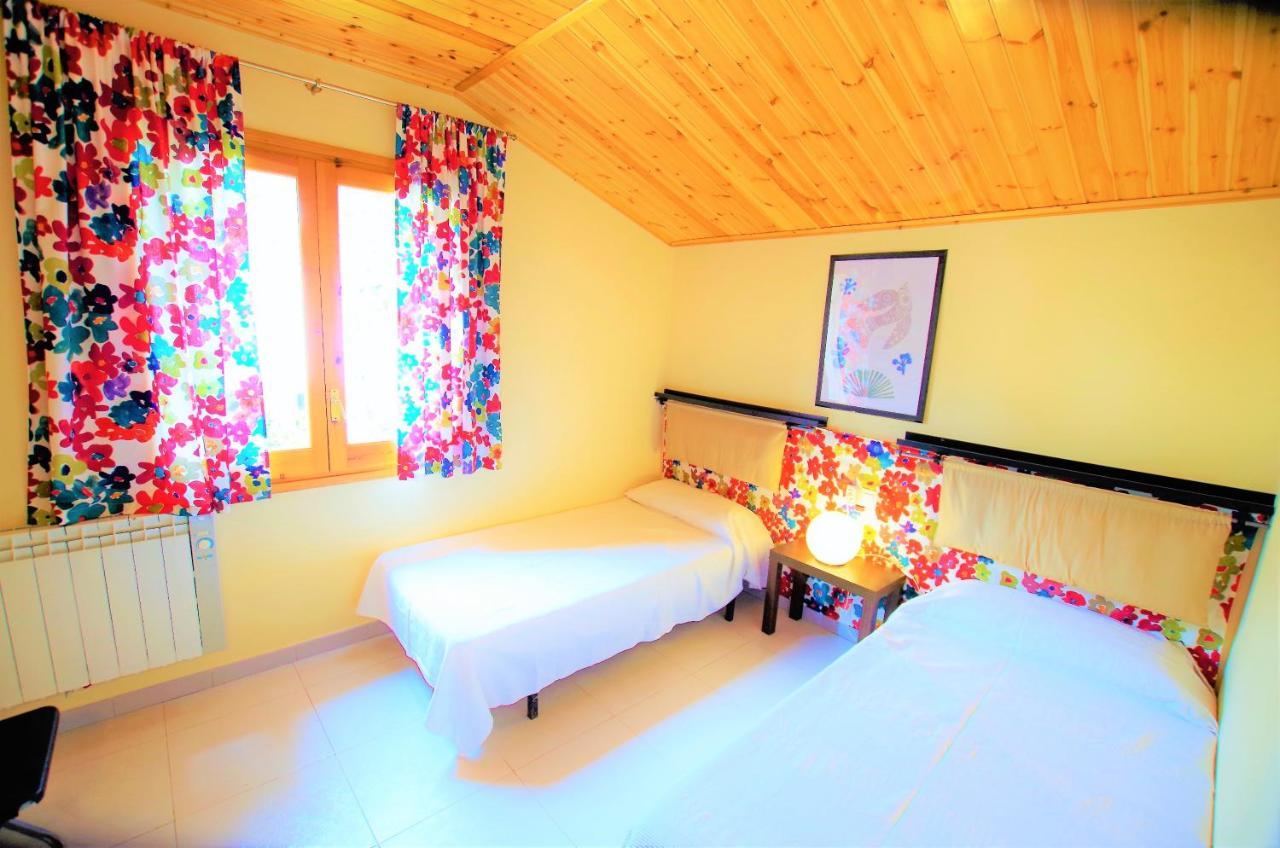V&v Lloret: Beachside With Private Pool Holiday home
